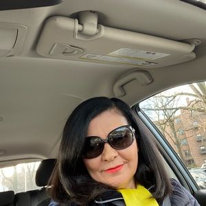 Meet your Posher, Nely